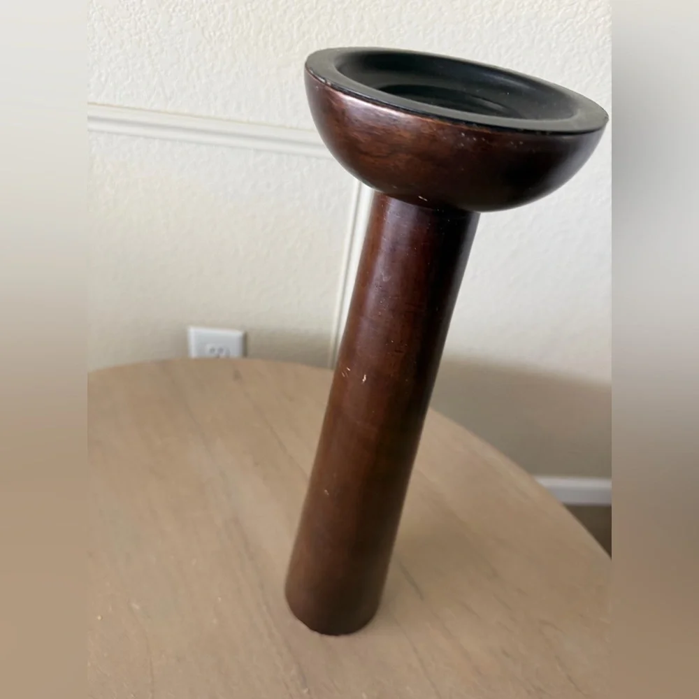 Elegant Brown Wooden Vase‎
